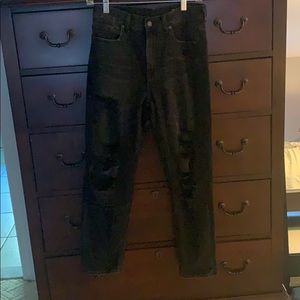 American Eagle Mom jeans. Size 2 Short.